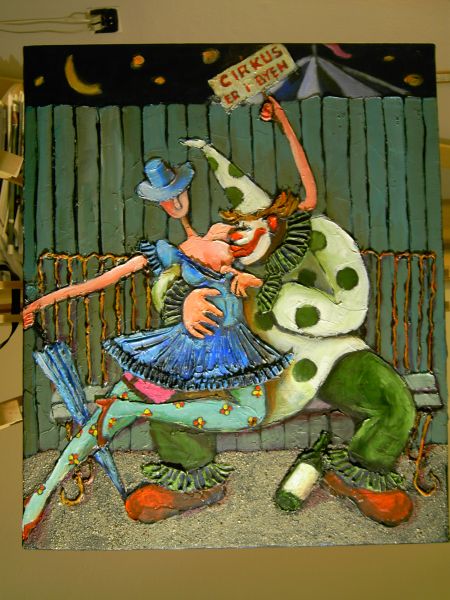 Cirkus_er_i_byen_-_med_fjer_pa_forarbejdespartel_akryl_60_x_50.jpg